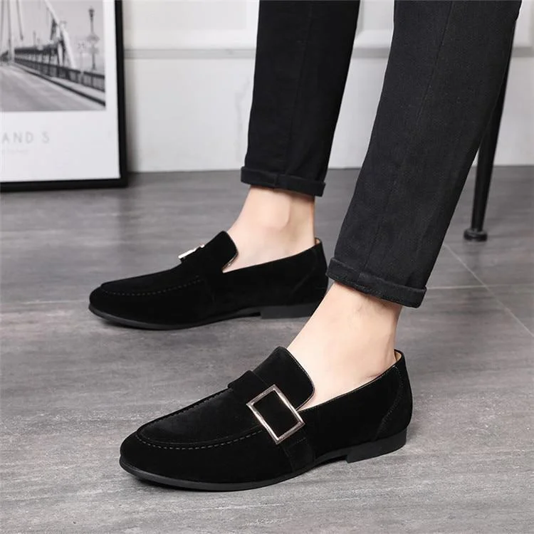 Men's suede peas shoes with belt buckle